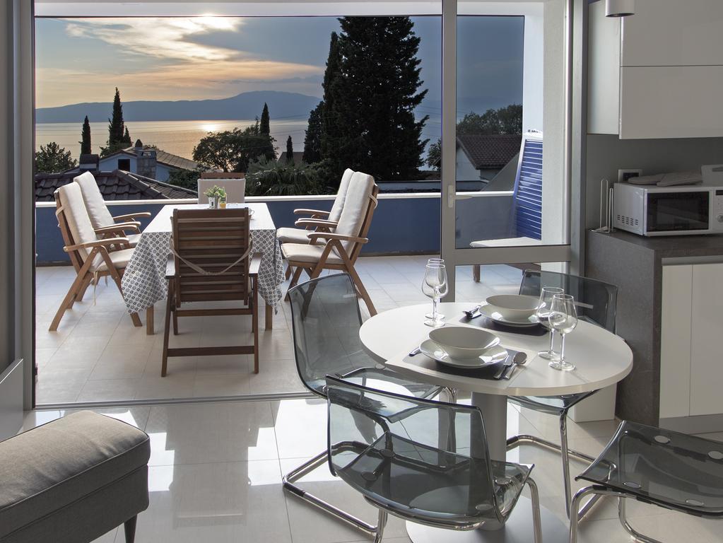 Apartment Petra Njivice